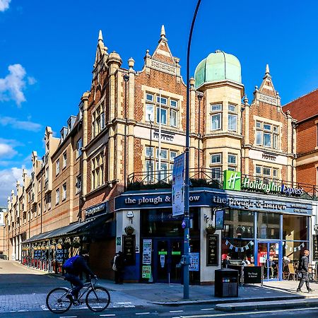 Holiday Inn Express London-Hammersmith By Ihg Esterno foto