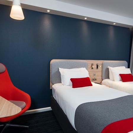 Holiday Inn Express London-Hammersmith By Ihg Esterno foto
