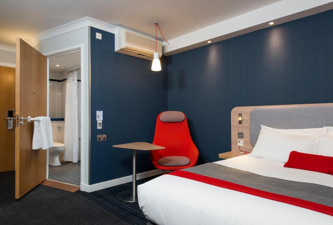 Holiday Inn Express London-Hammersmith By Ihg Esterno foto