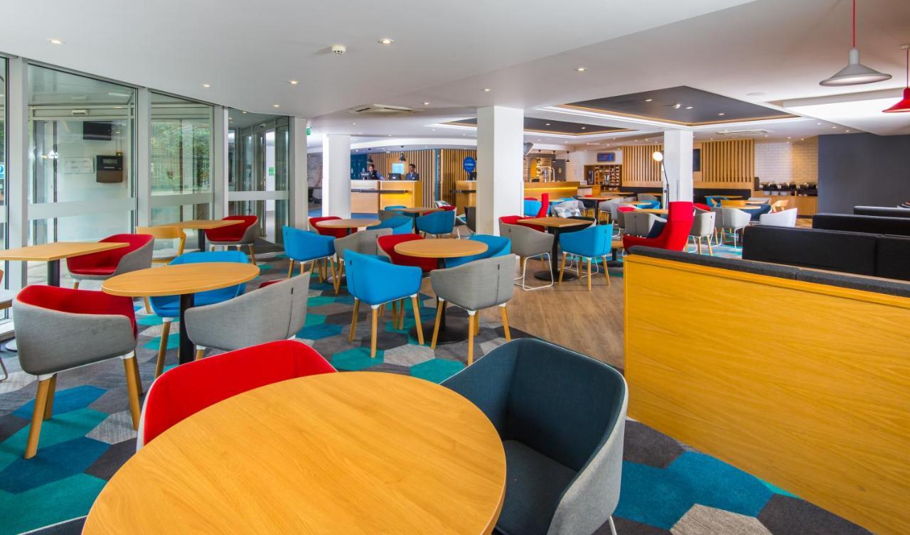 Holiday Inn Express London-Hammersmith By Ihg Esterno foto