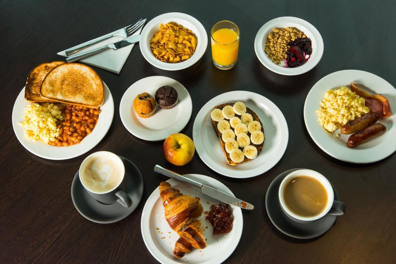 Holiday Inn Express London-Hammersmith By Ihg Esterno foto