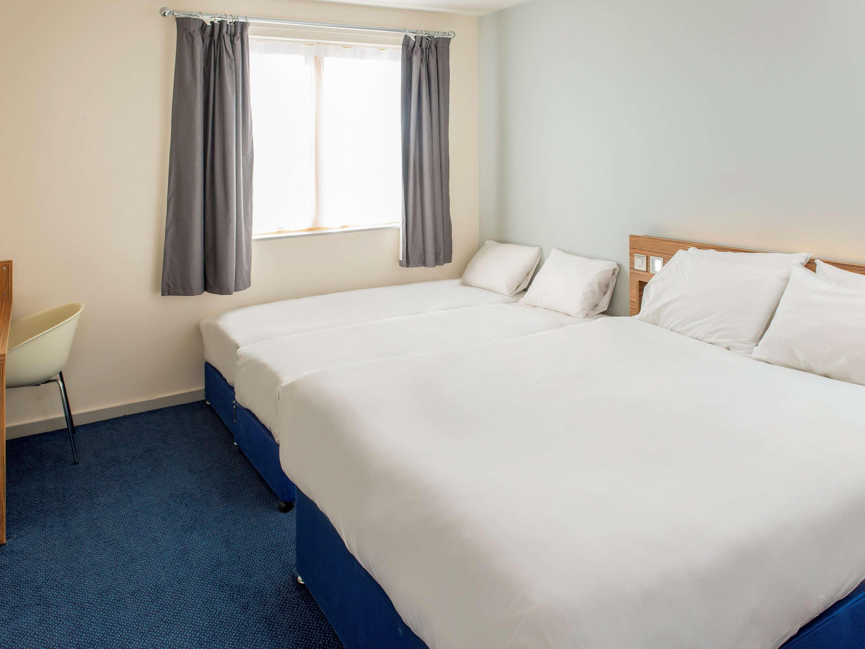 Holiday Inn Express London-Hammersmith By Ihg Esterno foto