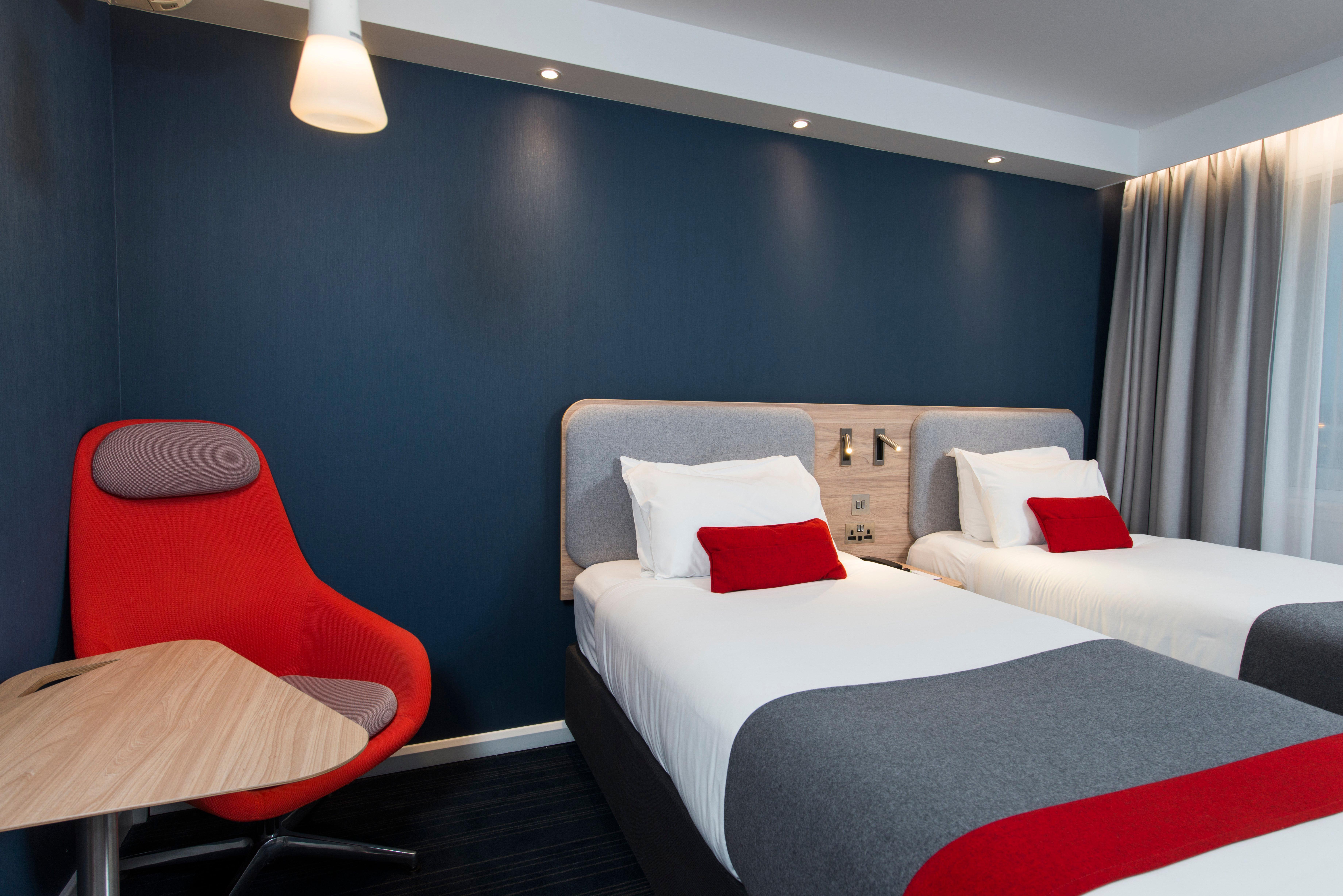 Holiday Inn Express London-Hammersmith By Ihg Esterno foto