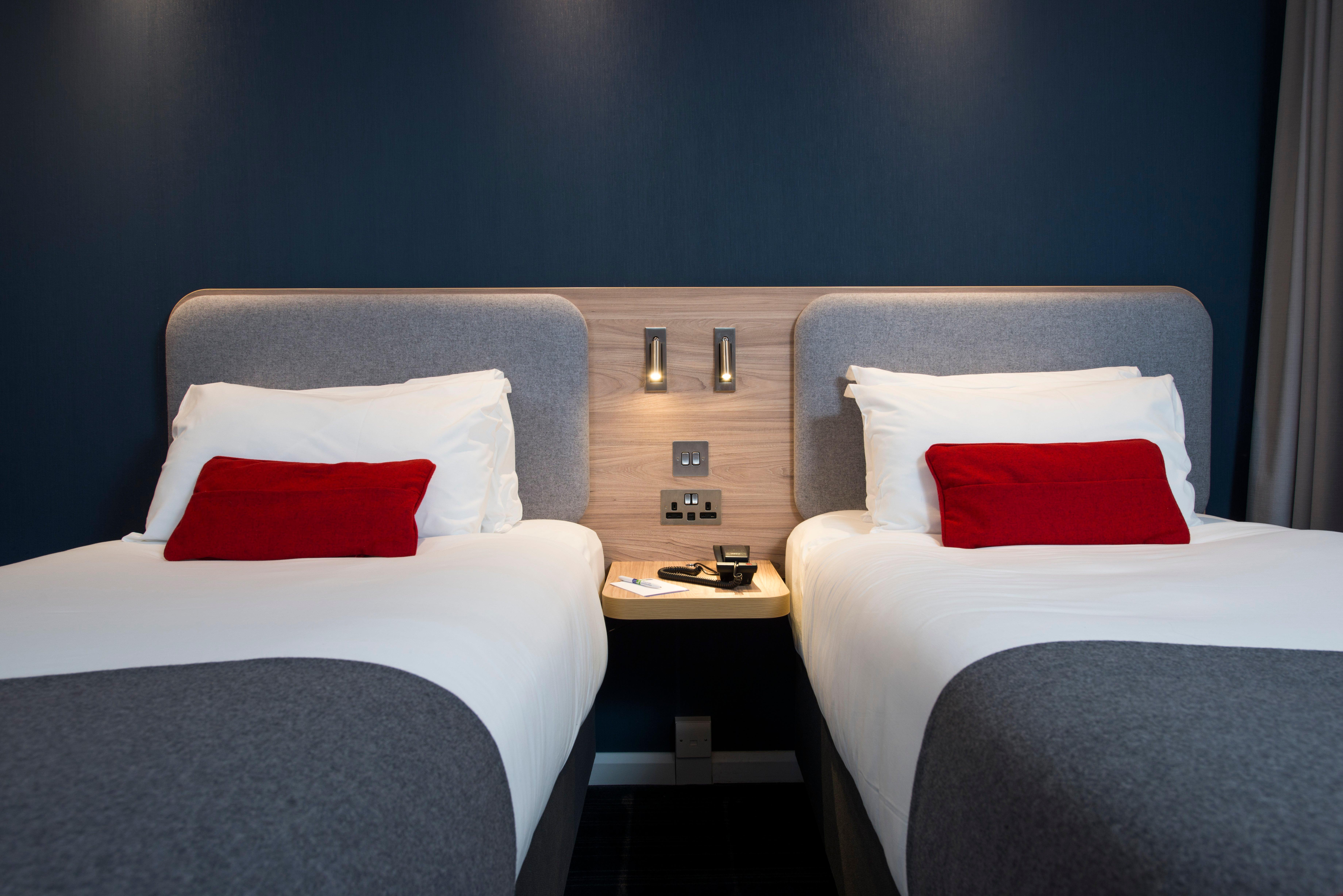Holiday Inn Express London-Hammersmith By Ihg Esterno foto
