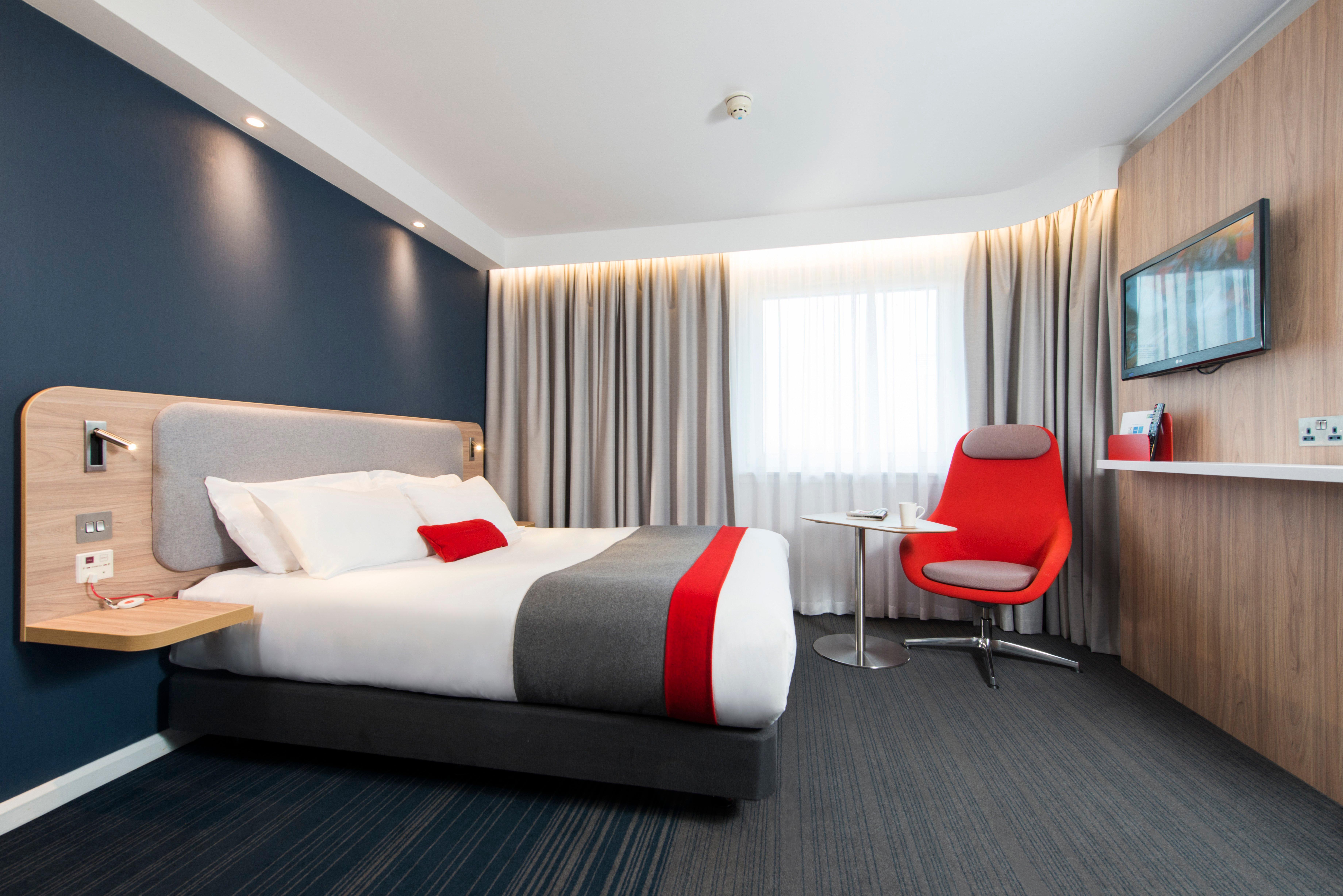 Holiday Inn Express London-Hammersmith By Ihg Esterno foto