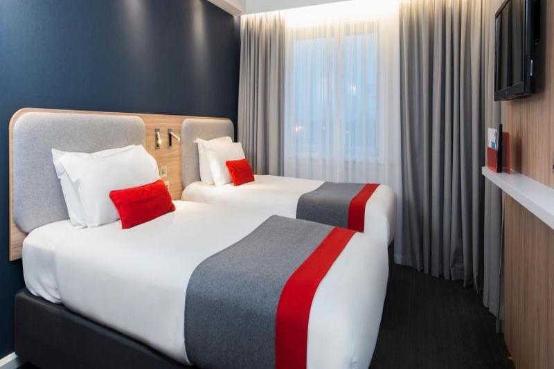 Holiday Inn Express London-Hammersmith By Ihg Esterno foto