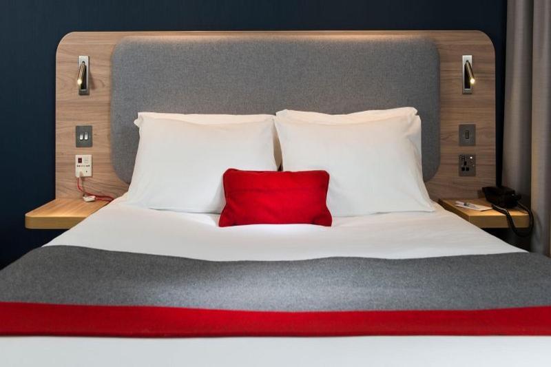 Holiday Inn Express London-Hammersmith By Ihg Esterno foto