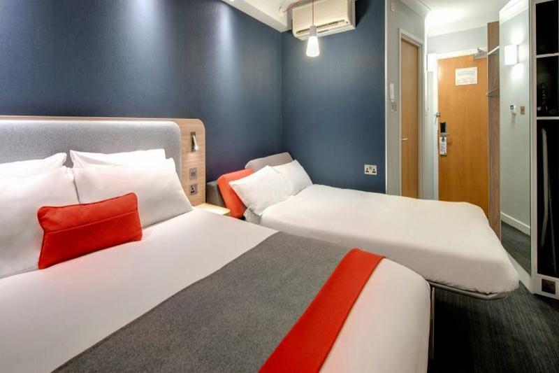 Holiday Inn Express London-Hammersmith By Ihg Esterno foto